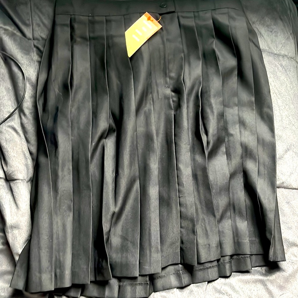 Brand: FrenchToast.com  size: 16 1/2